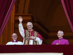 Cât câștigă Papa Leon XIV pe lună - Foto: Profimedia Images