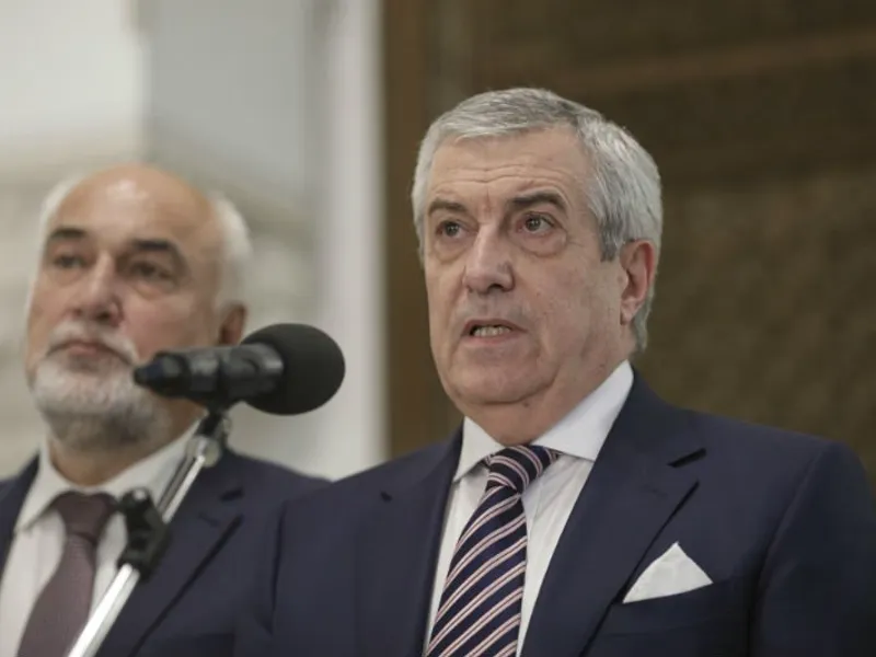 Tăriceanu și Vosganian, doi parlamentar protejați de colegii lor. Foto Inquam Photos/Octav Ganea