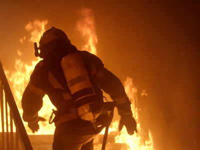 Tragedie în noaptea Învierii. Un tânăr de 19 ani a murit după ce casa în care se afla a luat foc - Foto: Arhiva (imagine cu rol ilustrativ)