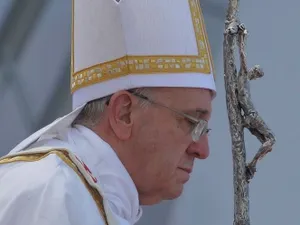 Suveranul Pontif a fost operat la un spital din Roma. FOTO: Facebook