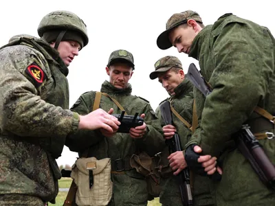 "Când ne-am retras i-am ucis pe toți, chiar și pe bătrâni", îi povestește un soldat rus soției sale - FOTO: Profimedia