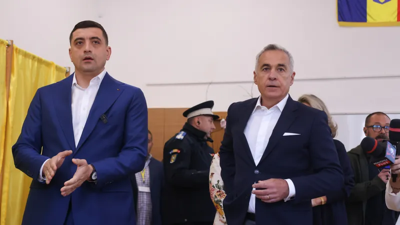 George Simion și Călin Georgescu - Foto: INQUAM PHOTOS / Călin George