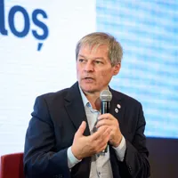Dacian Cioloș speră ca punțile din echipa USR PLUS să nu se rupă. FOTO: Facebook