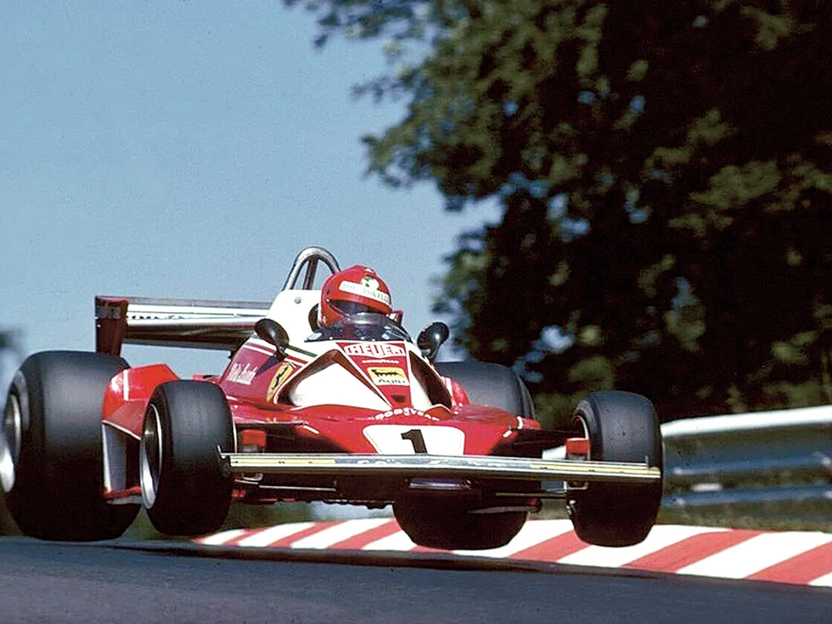 FERRARI 312 T2