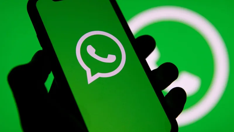 „Vot pentru Adeline”, noua escrocherie face face ravagii pe WhatsApp. Cum funcționează atacul - Foto: Profimedia images