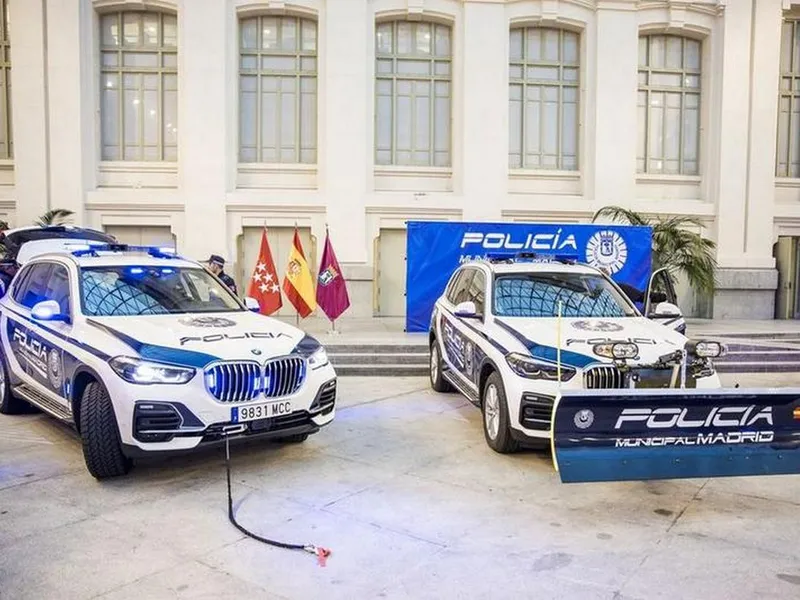 Guvernul Ciolacu cumpără 200 de SUV-uri, 75 de motociclete și 4 elicoptere pentru Poliția Rutieră -  Foto: BMW - Imagine cu rol ilustrativ