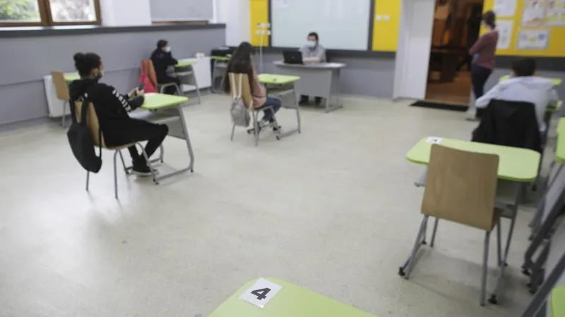 72,90%: rata de promovare înregistrată la examenul național pentru definitivare în învățământ /Foto: Inquam Photos/Octav Ganea
