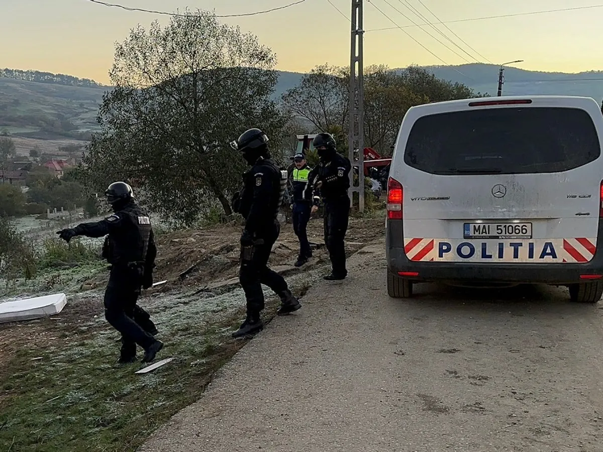 Operațiunea Jupiter: 110 percheziții în România. Sunt vizate zeci de persoane - Foto: Poliția Română