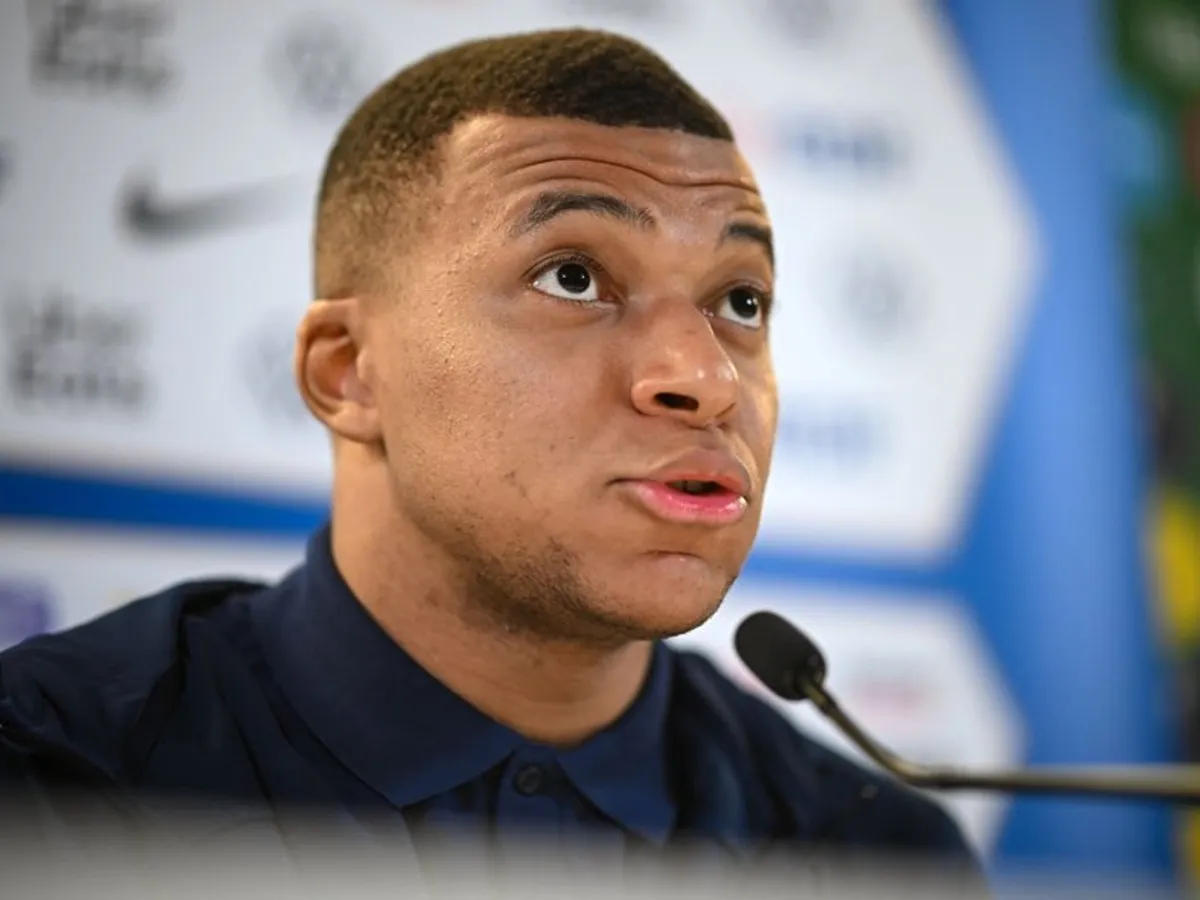 Replica fără menajamente a lui Mbappé pentru senatoarea acuzată de rasism: „Sunteți nedemnă de funcție”