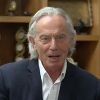 Noul look al lui Tony Blair/Foto: Star