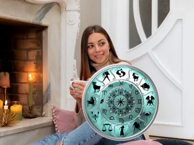 Horoscop 8 ianuarie. Luna în Fecioară îi face impulsivi pe Săgetători. Scorpionii sunt fermecători - Foto: Freepik, Pngwing.com (Imagine cu rol ilustrativ)