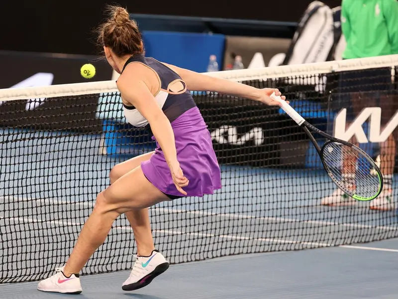 Simona Halep împotriva Serenei Williams/FOTO: Twitter