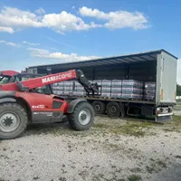 Peste 74.000 litri de apă potabilă de la Rezerva de Stat pentru sinistrații din Mureș - FOTO: Facebook