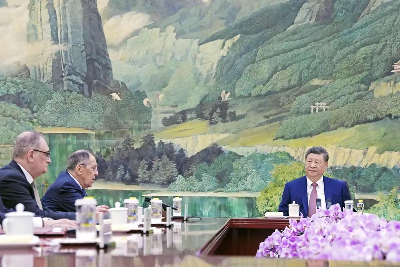 Ministrul de Externe, Serghei Lavrov, a făcut o vizită la Beijing &icirc;n aprilie - Foto: Profimedia Images
