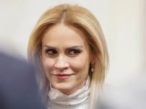 Gabriela Firea spune că va suplimenta numărul de locuri pentru studenți în tabere și că le va da și bilete de tren gratuite - Foto: INQUAM PHOTOS/ Octav Ganea