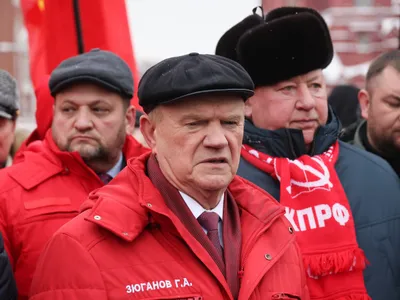 Gennadi Ziuganov, liderul Partidului Comuniștilor din Federația Rusă (centru) - Foto: Profimedia images
