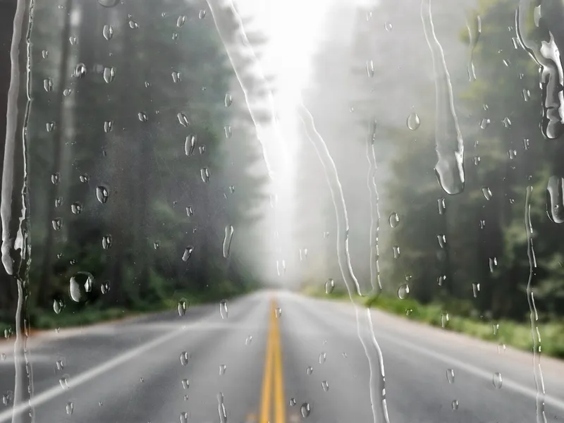 METEO Atenționare de ploi, vijelii și ninsoare. Care sunt județele lovite de fenomenele extreme? Foto: Freepik (fotografie cu caracter ilsutrativ)