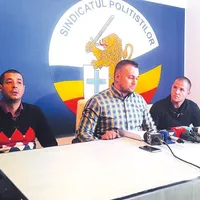 PERSONAJE Polițistul Petcu ( în mijloc), protectorul  beizadelei unui șef de Fisc doljean care a fost  îngăduitor cu infractori precum Samir Sprânceană sau Genică Boerică