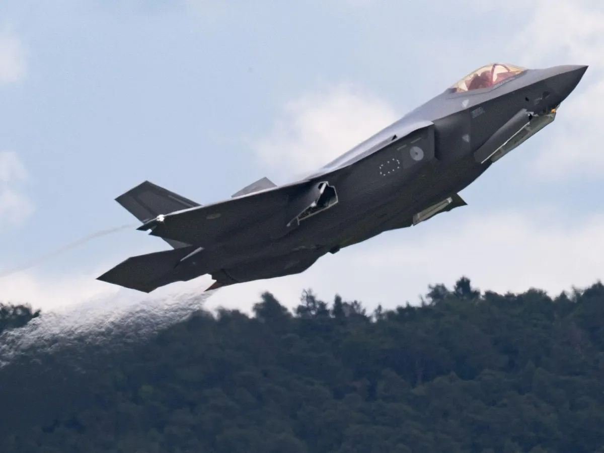 VIDEO Care e cel mai tare avion invizibil din lume? F-35 al SUA, J-20 al Chinei ori Suhoi rusesc? - Foto: Profimediaimages.ro (Imagine cu caracter ilustrativ)