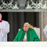 Papa Francisc în continuare internat în spital din cauza dublei pneumonii. „Nu este bine” - Foto: Profimedia Images (imagine cu rol ilustrativ)