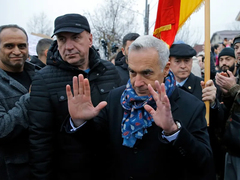 Nicușor Dan: "Îl vreau premier pe Bolojan". Simion alege înțelepciunea rusească: Pe Călin Georgescu - Foto: Profimedia images