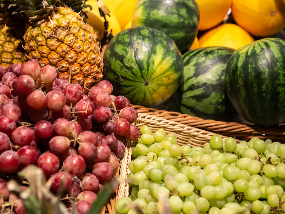 Un nou raport dezvăluie că aproape 1.900 de soiuri de fructe sunt amenințate cu dispariția. De ce?