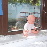 O păpușă cu care nu se va juca nimeni
