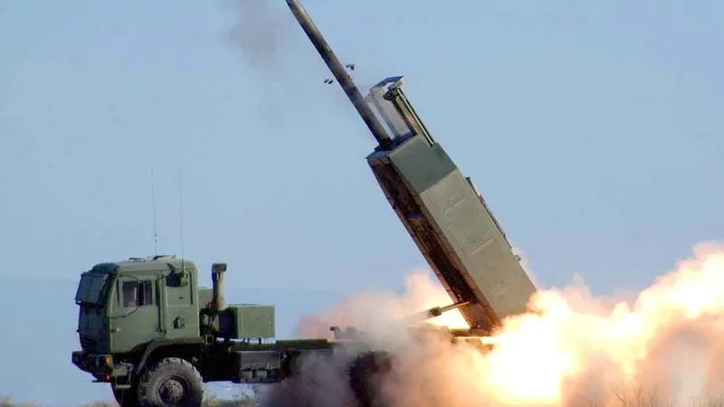 sistemul de rachete HIMARS / wikipedia