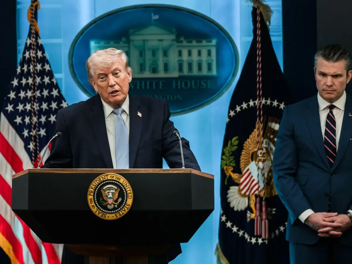 Instanțele SUA interzic denumirea lui Trump de „Departament de război” pentru ministerul Apărării