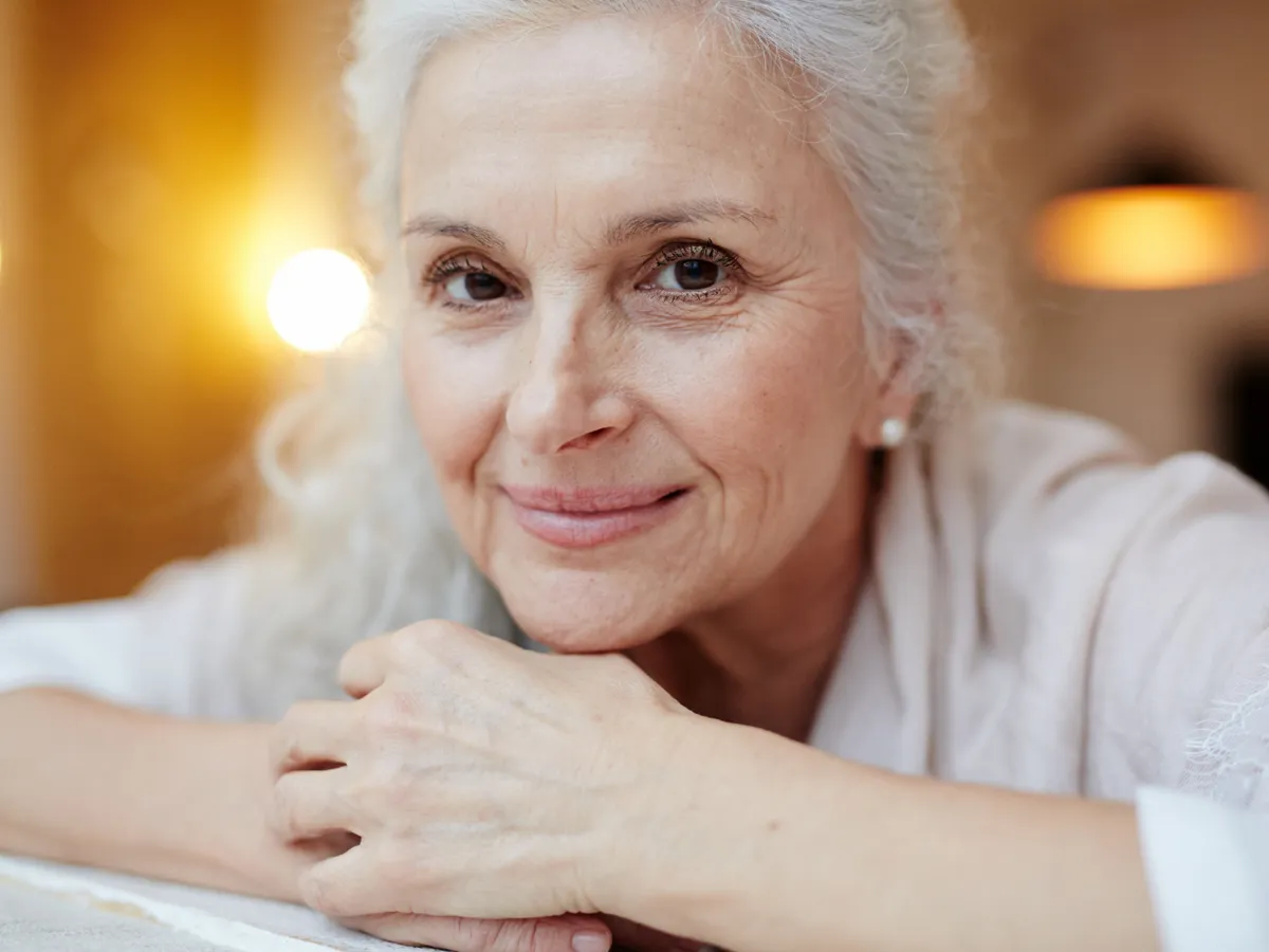 Pensionară la pensie - Foto: Freepik