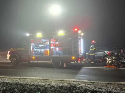 Carambol mortal, cu 4 mașini, pe o șosea din Arad - Foto: ISU Arad