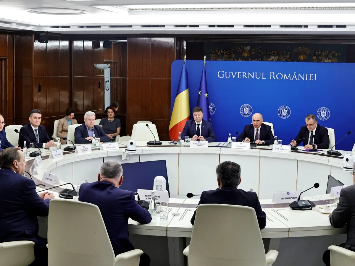 Premierul Bolojan, întrevedere cu Consiliului Naţional al Rectorilor pe tema bugetului Educației