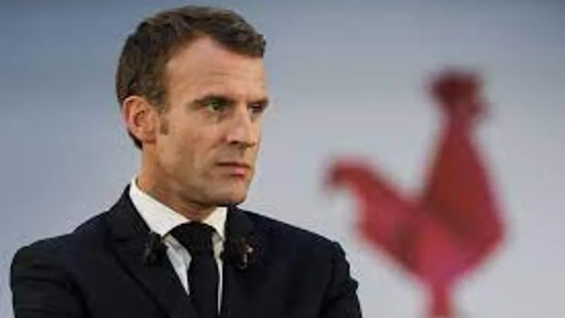 Macron va anunţ că vaccinarea anti-COVID devine obligatorie pentru personalul medical time.com