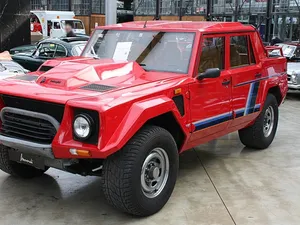 Lamborghini LM002 - Foto: Wikipedia/CC BY-SA 3.0