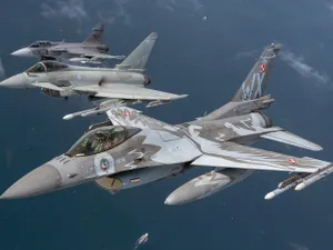 Lockheed Martin modernizează flota F-16 a Poloniei la Viper, cu radare APG-83 și sisteme Sniper - Foto: Profimedia images