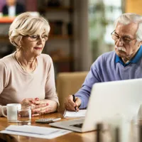 Foto: Pensionari care află care categorii trebuie să plătească CASS de două ori din septembrie Sursa: Freepik