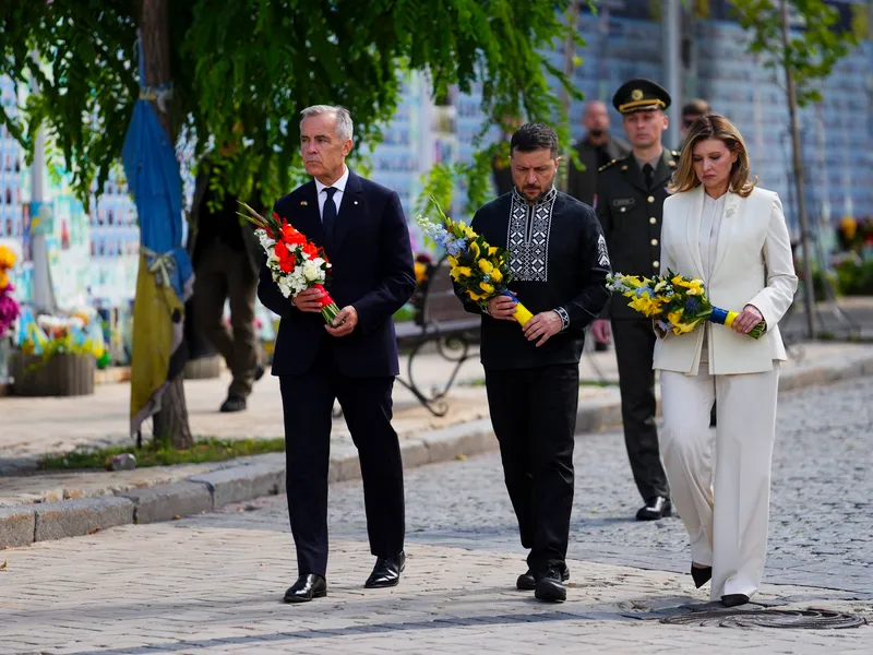 Mark Carney, premierul Canadei, este în vizită la Kiev, de Ziua Independenței Ucrainei - Foto: Profimedia Images