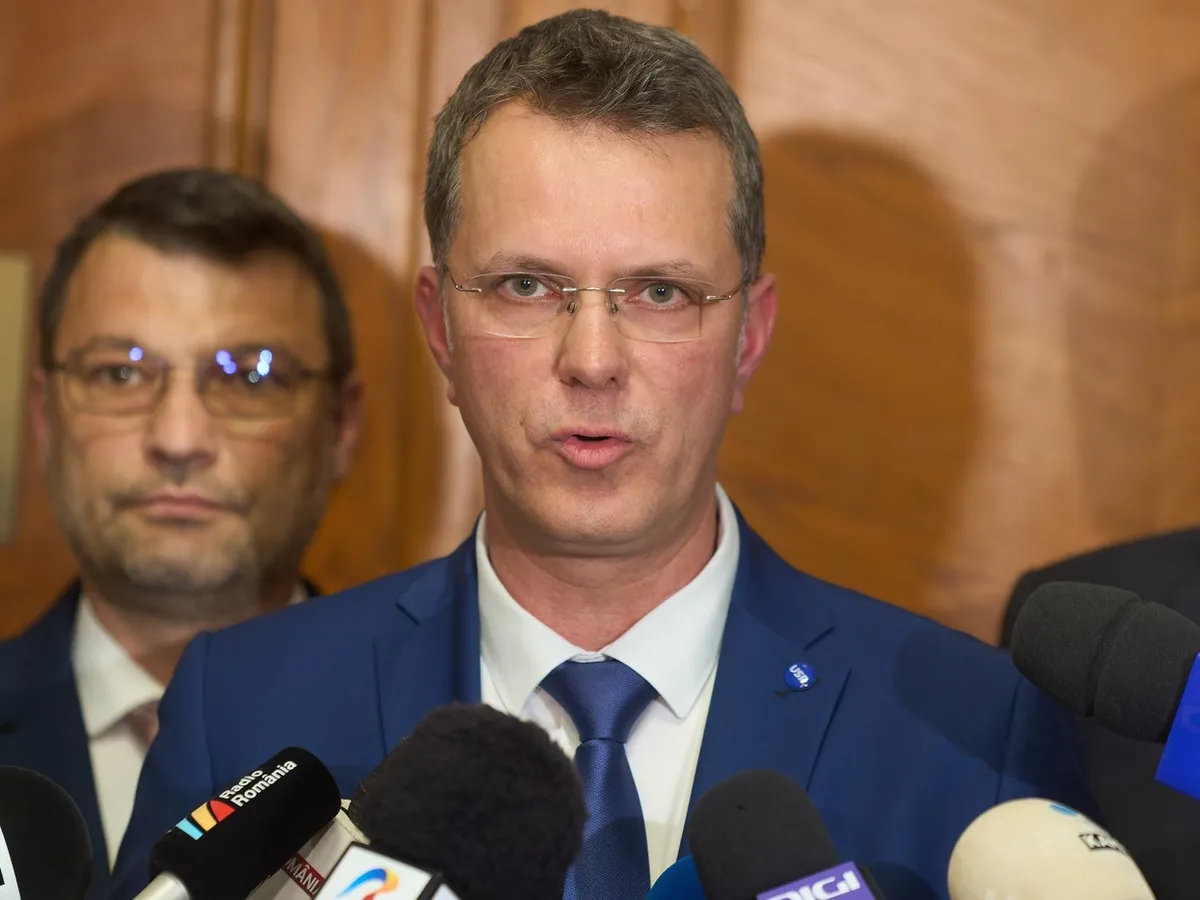 România se înarmează de război. Moșteanu: „Suntem un aliat de încredere”. Trump vrea 5% din PIB - Foto: Profimedia images