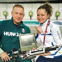 Roxana și-a cunoscut soțul în poligonul de tir. Sidi Peter este unul dintre cei mai mari  campioni ai Ungariei
