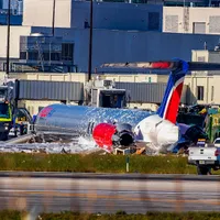 VIDEO Momentul în care un avion cu 126 de pasageri la bord ia foc la aterizare în Miami / Profimedia