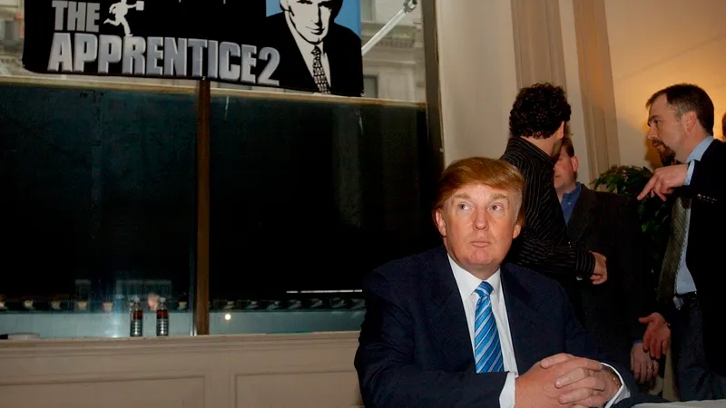 De ce are Donald Trump fața portocalie