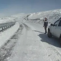 VIDEO Județul unde circuli cu lanțuri de iarnă. Zăpada are câțiva centimetri. S-au scos plugurile! - Foto: ISU / imagine rol ilustrativ