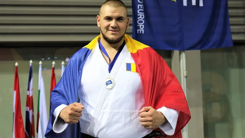 Daniel Natea, fericit să reprezinte România în orice stil de luptă Foto: arhiva personală