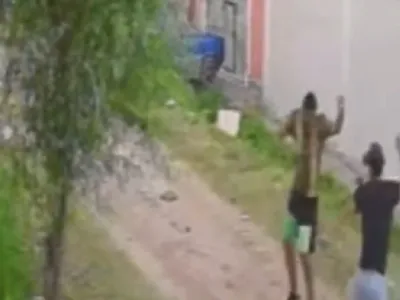 ”Șoc în fotbal”: a fost ucis pe stradă! Fratele său, principalul suspect, a fugit. Camerele de supraveghere au surprins totul