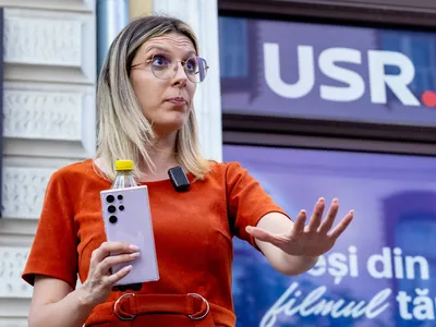 Diana Buzoianu, ministrul interimar al Mediului - Foto: INQUAM PHOTOS/Andrei Apolzan