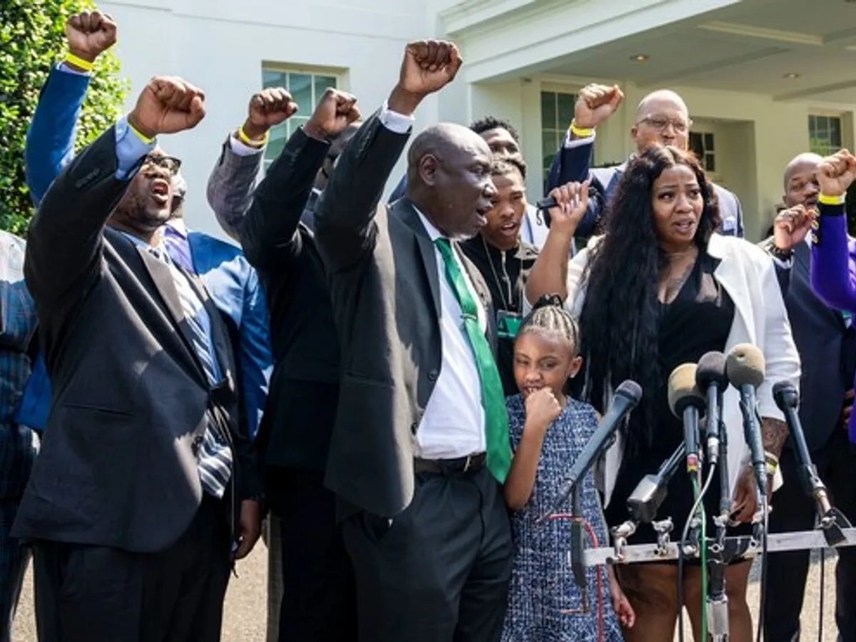Familia lui George Floyd, la Casa Albă. Foto: NY Times/Facebook
