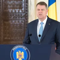 Klaus Iohannis a decorat personalităţi cu prilejul Zilei Naţionale de Comemorare a Holocaustului