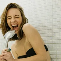 De ce nu e bine să faci dușuri reci pe caniculă - Foto: Pexels (cu rol ilustrativ)