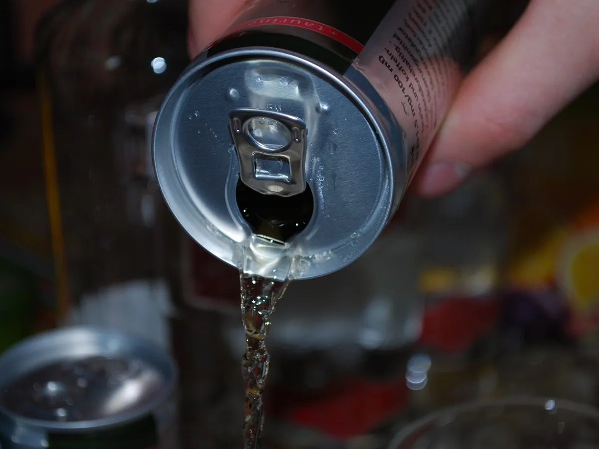 Băutură energizantă - Foto: Pixabay/ Herbich