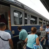 CFR Călători schimbă regulile călătoriilor cu trenul, de azi. Se introduc biletele metropolitane - Foto: Profimedia(imagine cu caracter ilustrativ)